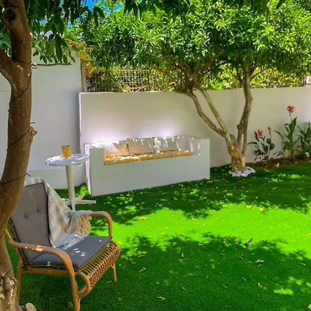 The Sea & Garden 2 Apartment Agia Pelagia (Crete)