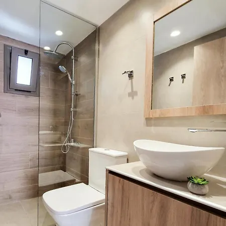 Apartment The Sea & Garden 2 Agia Pelagia (Crete)